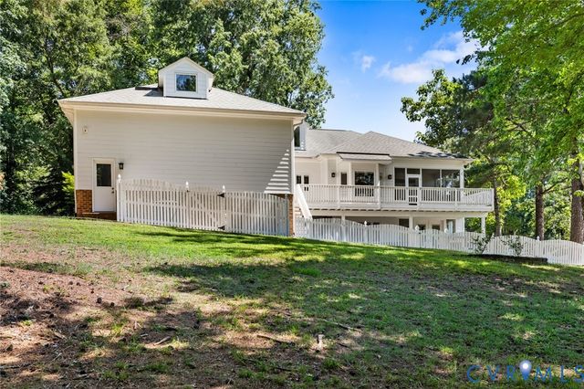 433 Elm Creek Dr, Manakin Sabot, VA 23103