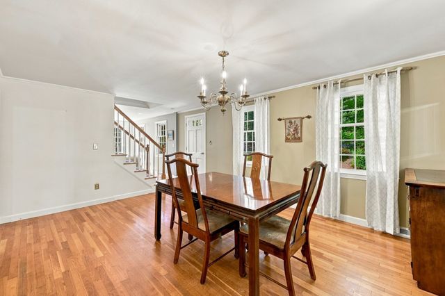 41 Amble Rd, Chelmsford, MA 01824