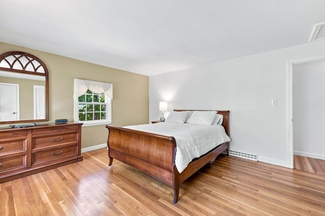 41 Amble Rd, Chelmsford, MA 01824
