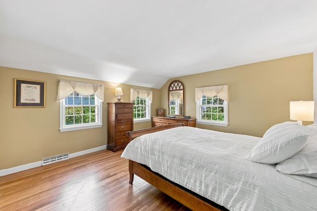 41 Amble Rd, Chelmsford, MA 01824