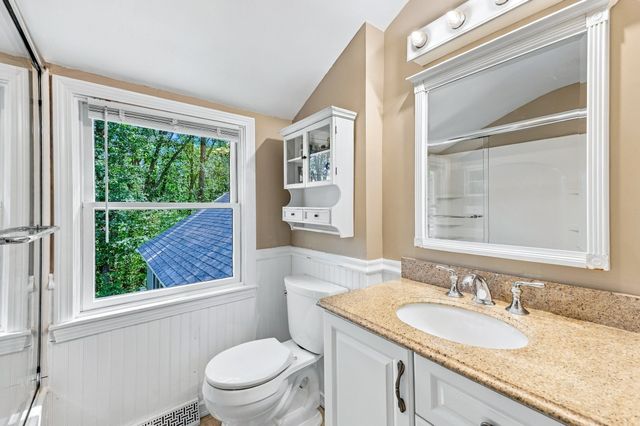 41 Amble Rd, Chelmsford, MA 01824
