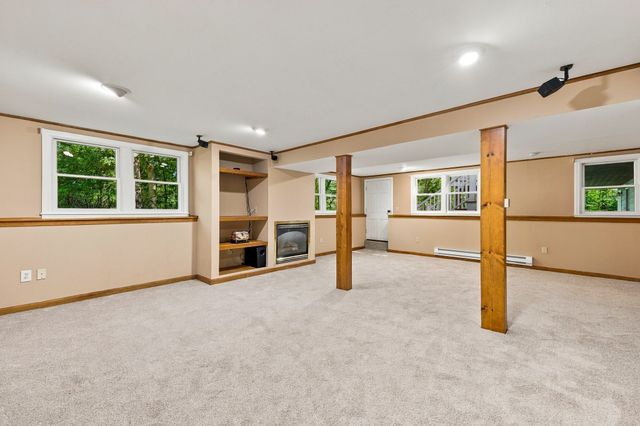 41 Amble Rd, Chelmsford, MA 01824