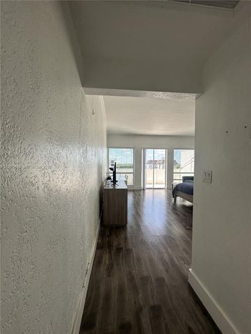 700 Biltmore Way 1216, Coral Gables, FL 33134