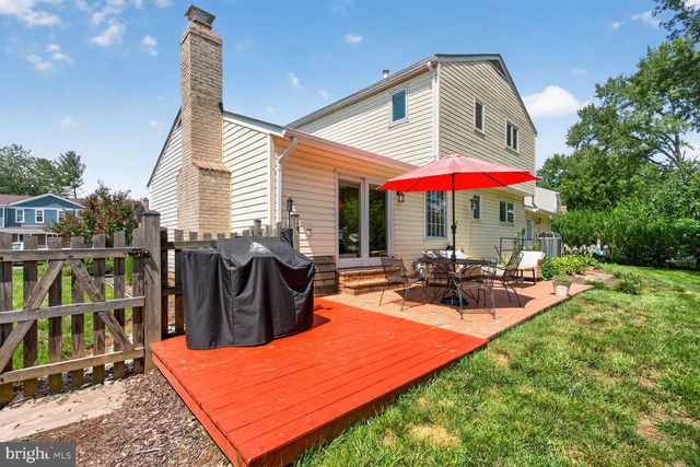 5811 OTTAWA RD, Centreville, VA 20120