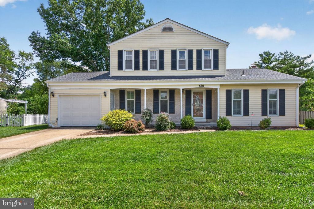 5811 OTTAWA RD, Centreville, VA 20120