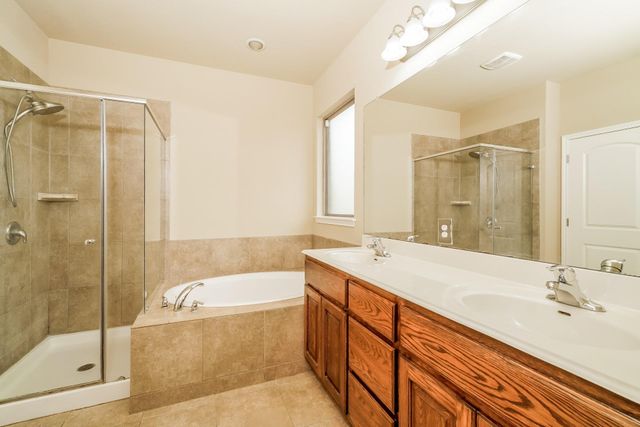 880 Hot Spring VLY, Buda, TX 78610