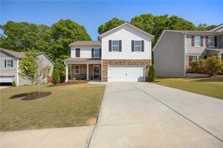 569 Starbuck Parkway, Pendergrass, GA 30567