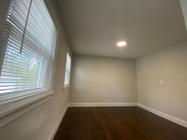 19 Healy Rd, Worcester, MA 01603