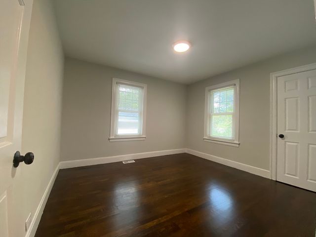 19 Healy Rd, Worcester, MA 01603