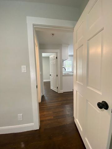 19 Healy Rd, Worcester, MA 01603