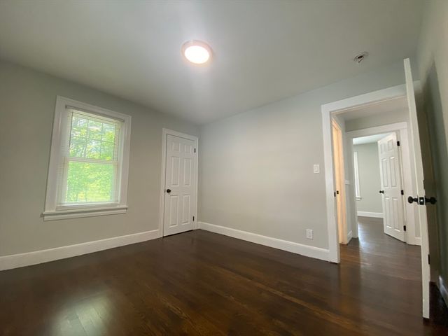 19 Healy Rd, Worcester, MA 01603