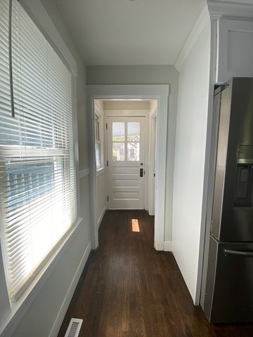 19 Healy Rd, Worcester, MA 01603
