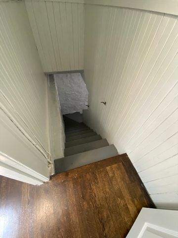 19 Healy Rd, Worcester, MA 01603