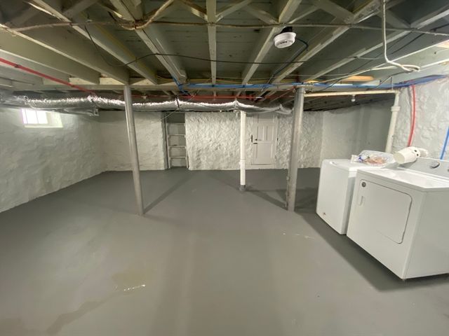 19 Healy Rd, Worcester, MA 01603