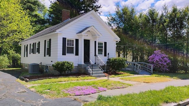 19 Healy Rd, Worcester, MA 01603