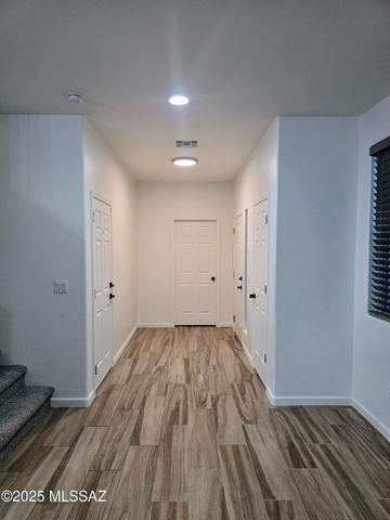 707 W Calle Capotasto, Sahuarita, AZ 85629