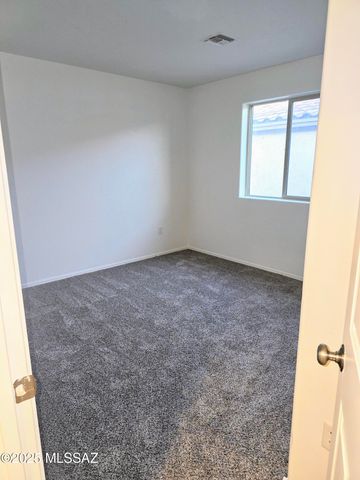 707 W Calle Capotasto, Sahuarita, AZ 85629