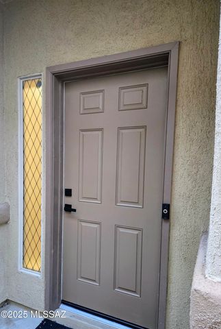 707 W Calle Capotasto, Sahuarita, AZ 85629