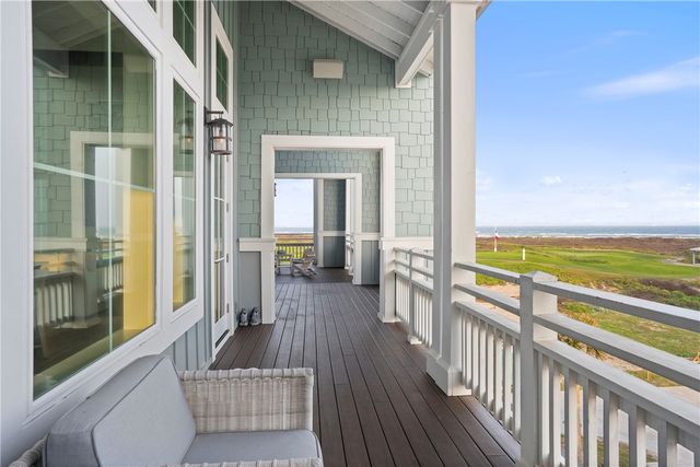 180 Sunrise Ave, Port Aransas, TX 78373