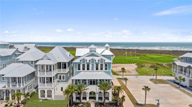 180 Sunrise Ave, Port Aransas, TX 78373