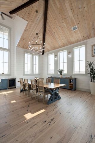 180 Sunrise Ave, Port Aransas, TX 78373