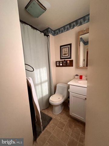 1270 FAIRVIEW DR, Bellefonte, PA 16823