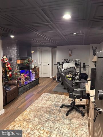 1270 FAIRVIEW DR, Bellefonte, PA 16823