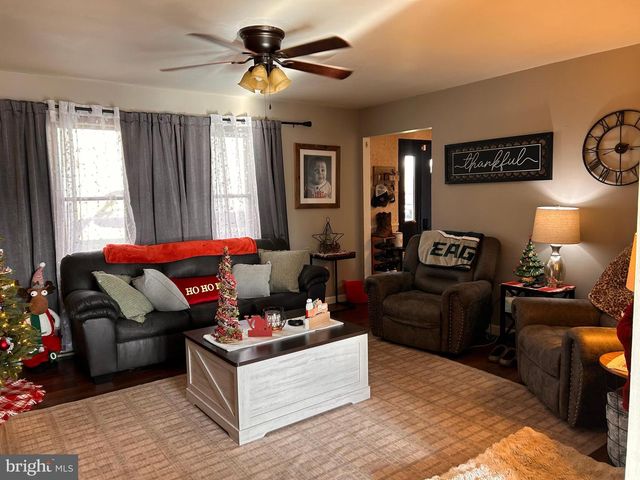 1270 FAIRVIEW DR, Bellefonte, PA 16823