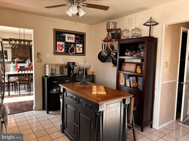 1270 FAIRVIEW DR, Bellefonte, PA 16823