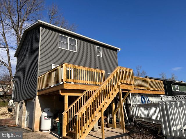 1270 FAIRVIEW DR, Bellefonte, PA 16823