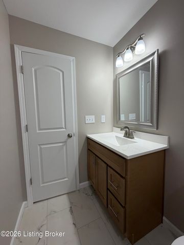 100 Clear Spring Dr, Bardstown, KY 40004