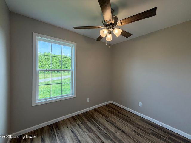 100 Clear Spring Dr, Bardstown, KY 40004