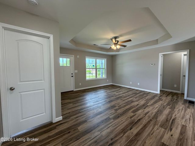 100 Clear Spring Dr, Bardstown, KY 40004