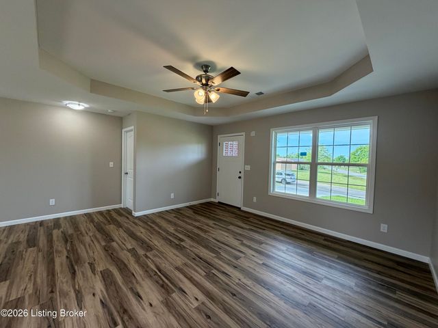 100 Clear Spring Dr, Bardstown, KY 40004
