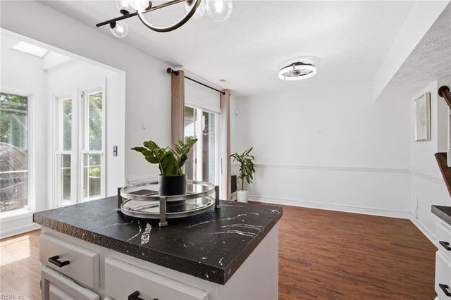 204 Arabian CIR, Yorktown, VA 23693