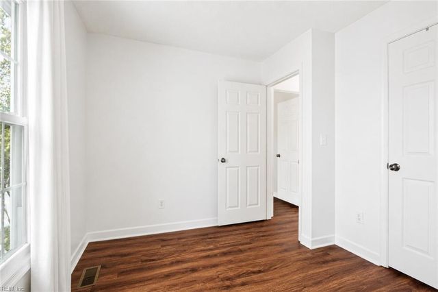 204 Arabian CIR, Yorktown, VA 23693