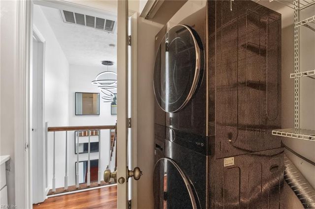 204 Arabian CIR, Yorktown, VA 23693