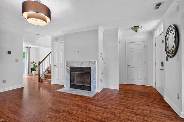 204 Arabian CIR, Yorktown, VA 23693