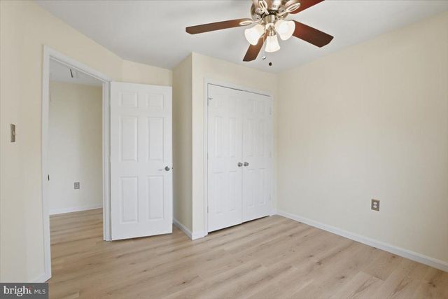 401 NIKKI TER SE, Leesburg, VA 20175
