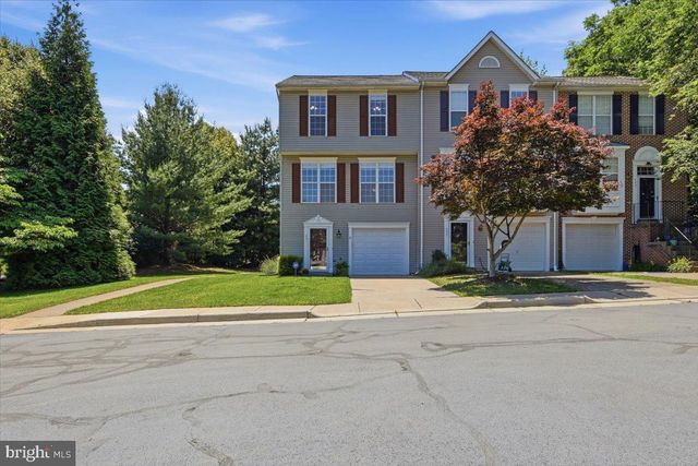 401 NIKKI TER SE, Leesburg, VA 20175