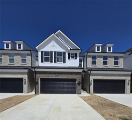 5653 Corgi Drive, Ann Arbor, MI 48108