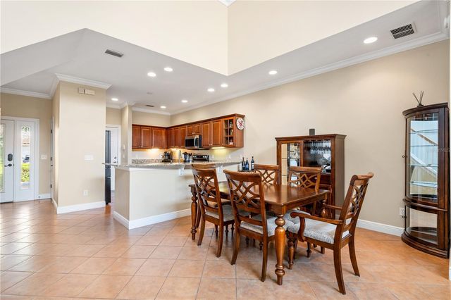 210 VALENCIA CIRCLE, St Petersburg, FL 33716