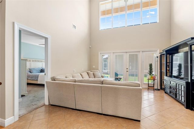 210 VALENCIA CIRCLE, St Petersburg, FL 33716