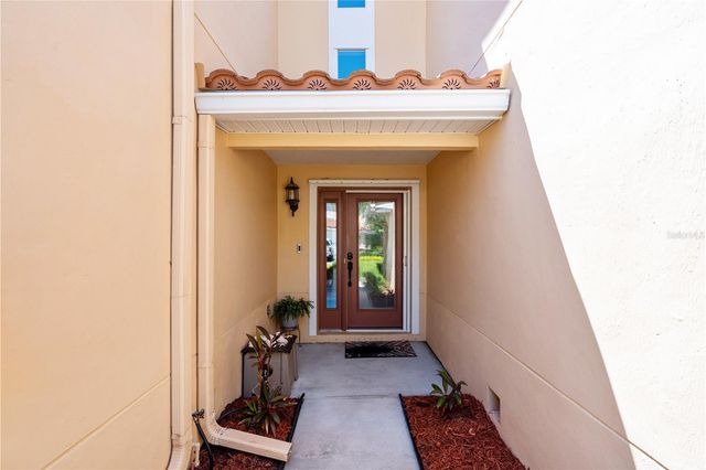 210 VALENCIA CIRCLE, St Petersburg, FL 33716