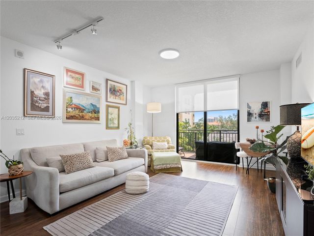 888 S Douglas Rd 302, Coral Gables, FL 33134
