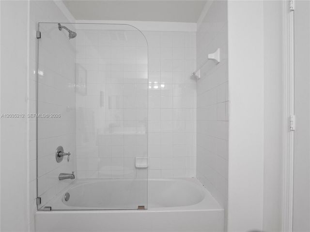 888 S Douglas Rd 302, Coral Gables, FL 33134