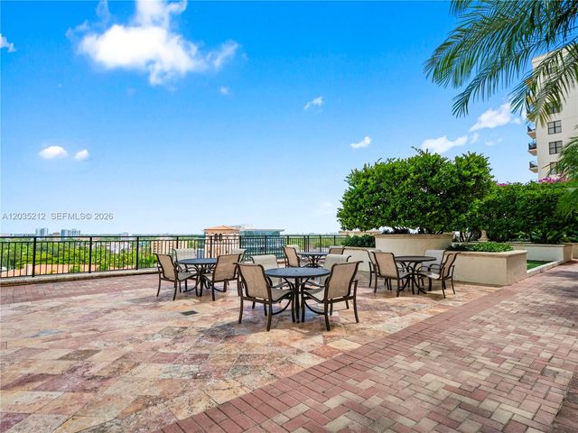 888 S Douglas Rd 302, Coral Gables, FL 33134
