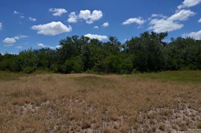 1641 Charco, Beeville, TX 78102