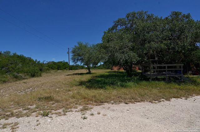 1641 Charco, Beeville, TX 78102