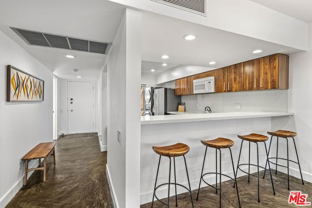 277 E Alejo Road 101, Palm Springs, CA 92262